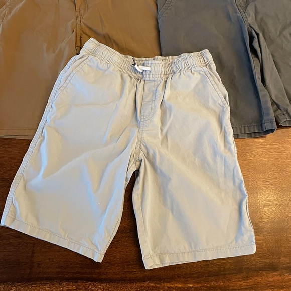 Bundle of three Cat & Jack Boys Shorts (size 12 - 14) - Picture 7 of 8